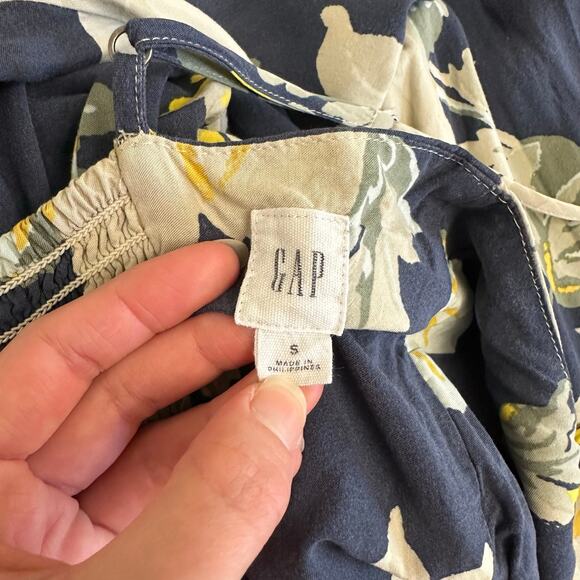 GAP Soft Fit & Flare Dress S Navy Floral Yellow Rayon Summer Spaghetti Strap - Picture 2 of 10